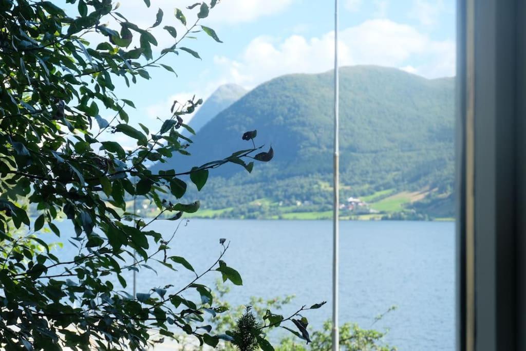 Apartment With Lake View In Jolster Årdal المظهر الخارجي الصورة