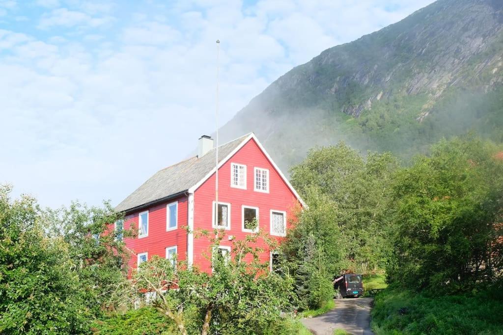 Apartment With Lake View In Jolster Årdal المظهر الخارجي الصورة