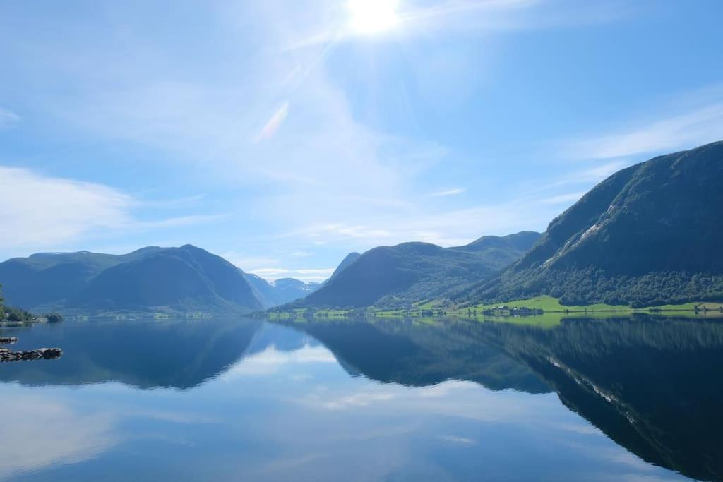 Apartment With Lake View In Jolster Årdal المظهر الخارجي الصورة